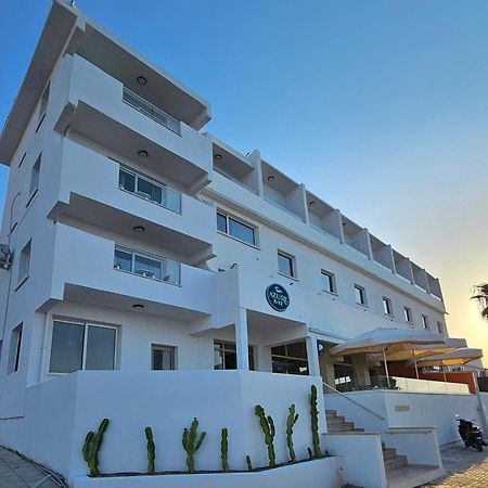 Azure Bay Hotel Ayvaryara Exterior photo