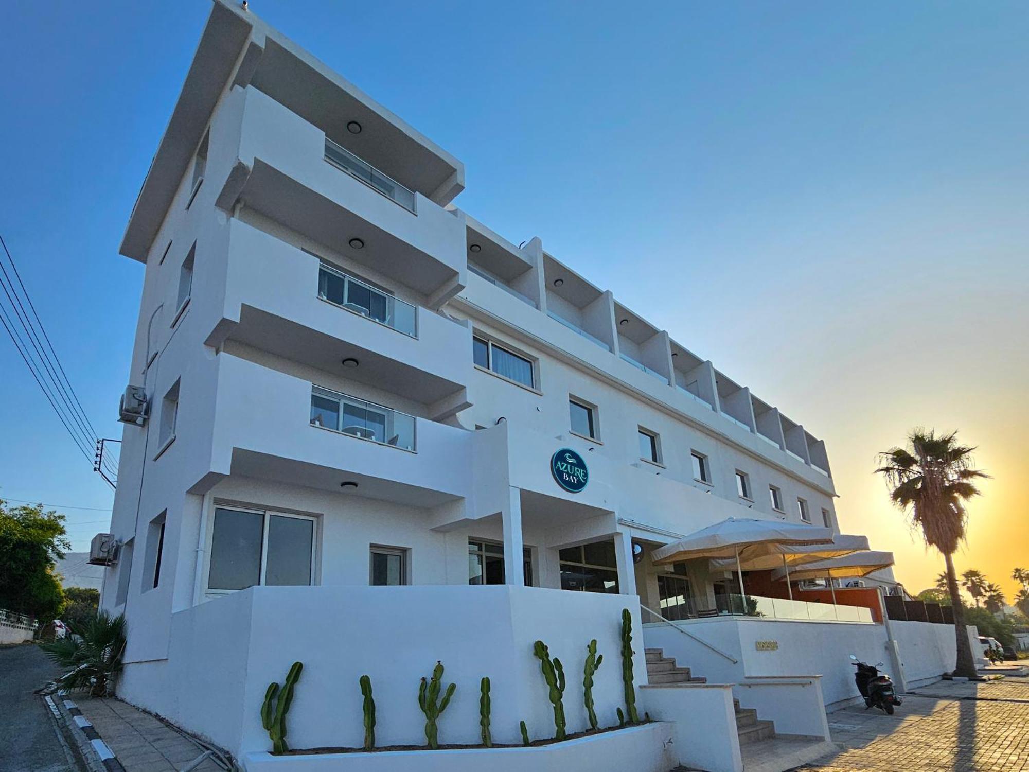 Azure Bay Hotel Ayvaryara Exterior photo